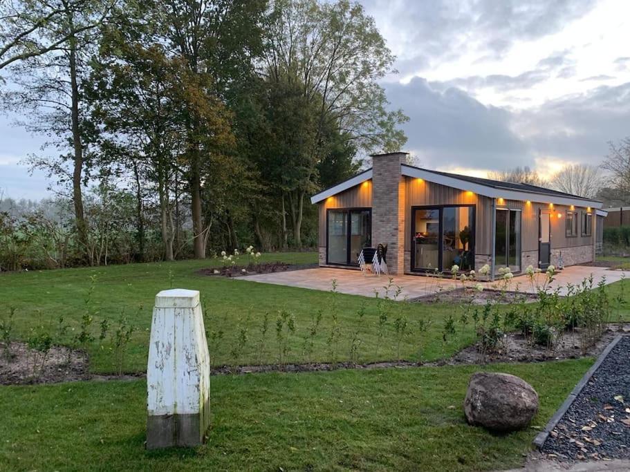 Nieuw! 6-Persoons Chalet Aan Het Veluwemeer Dichtbij Harderwijk, Amersfoort En Zwolle Villa Hulshorst Exterior photo